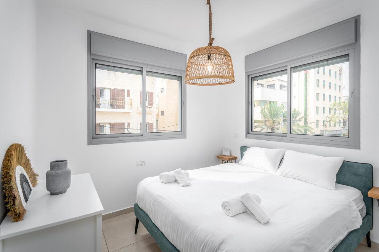 Amazing 3Bedrooms 2 Baths Balcony And Parking Prv Tel Aviv Luaran gambar